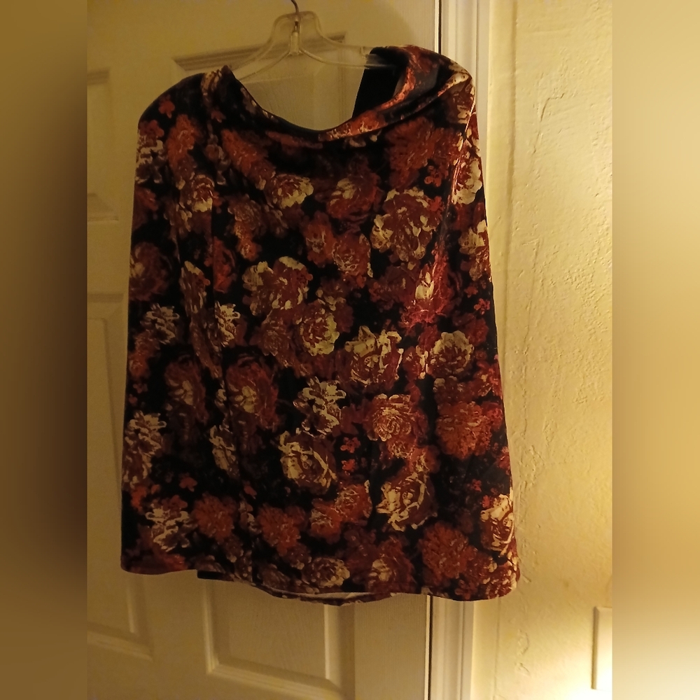 NYC Red and Gold Floral Blouse Vintage